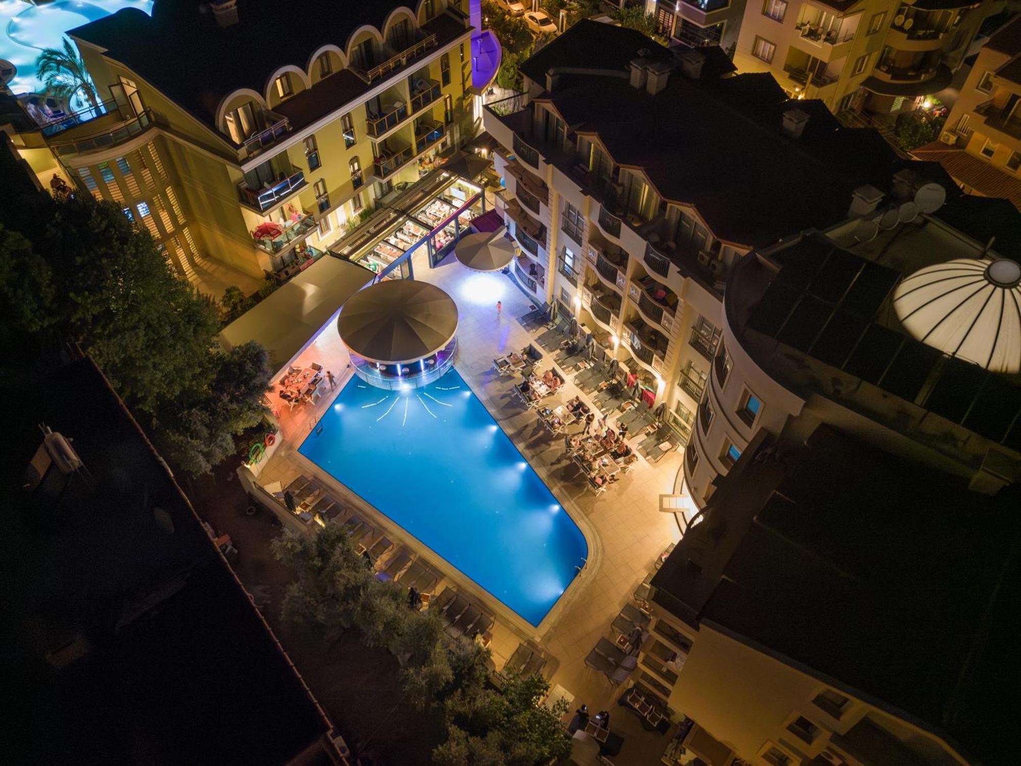 Club Karakas Apart Otel มาร์มาริส ภายนอก รูปภาพ