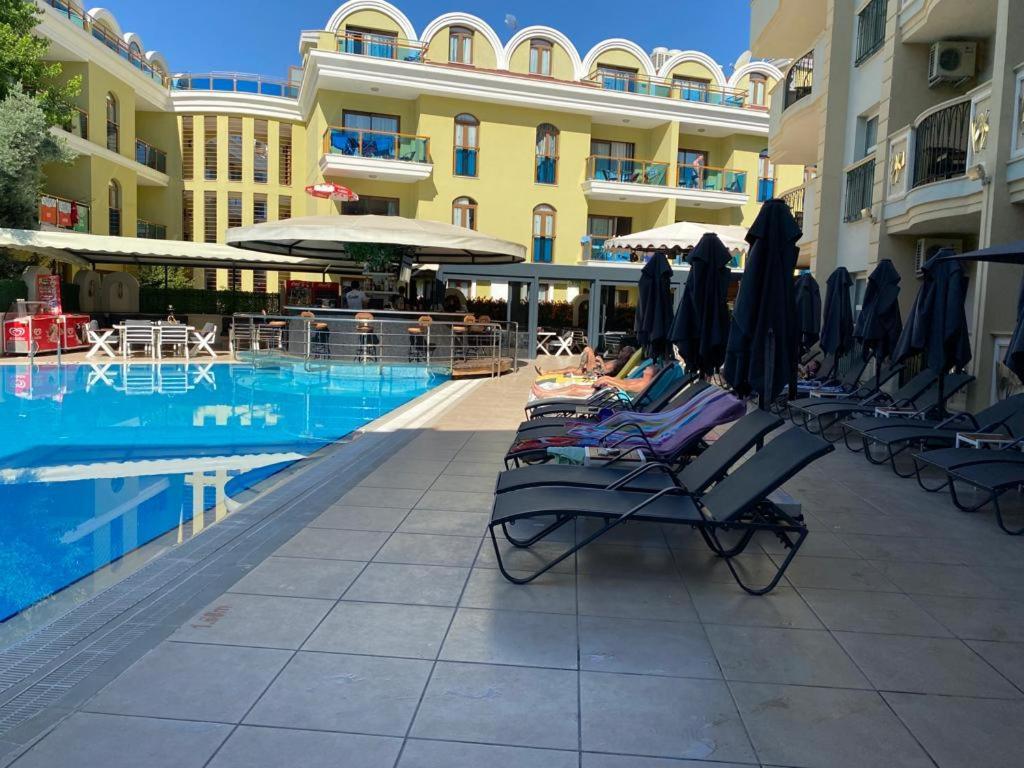 Club Karakas Apart Otel มาร์มาริส ภายนอก รูปภาพ