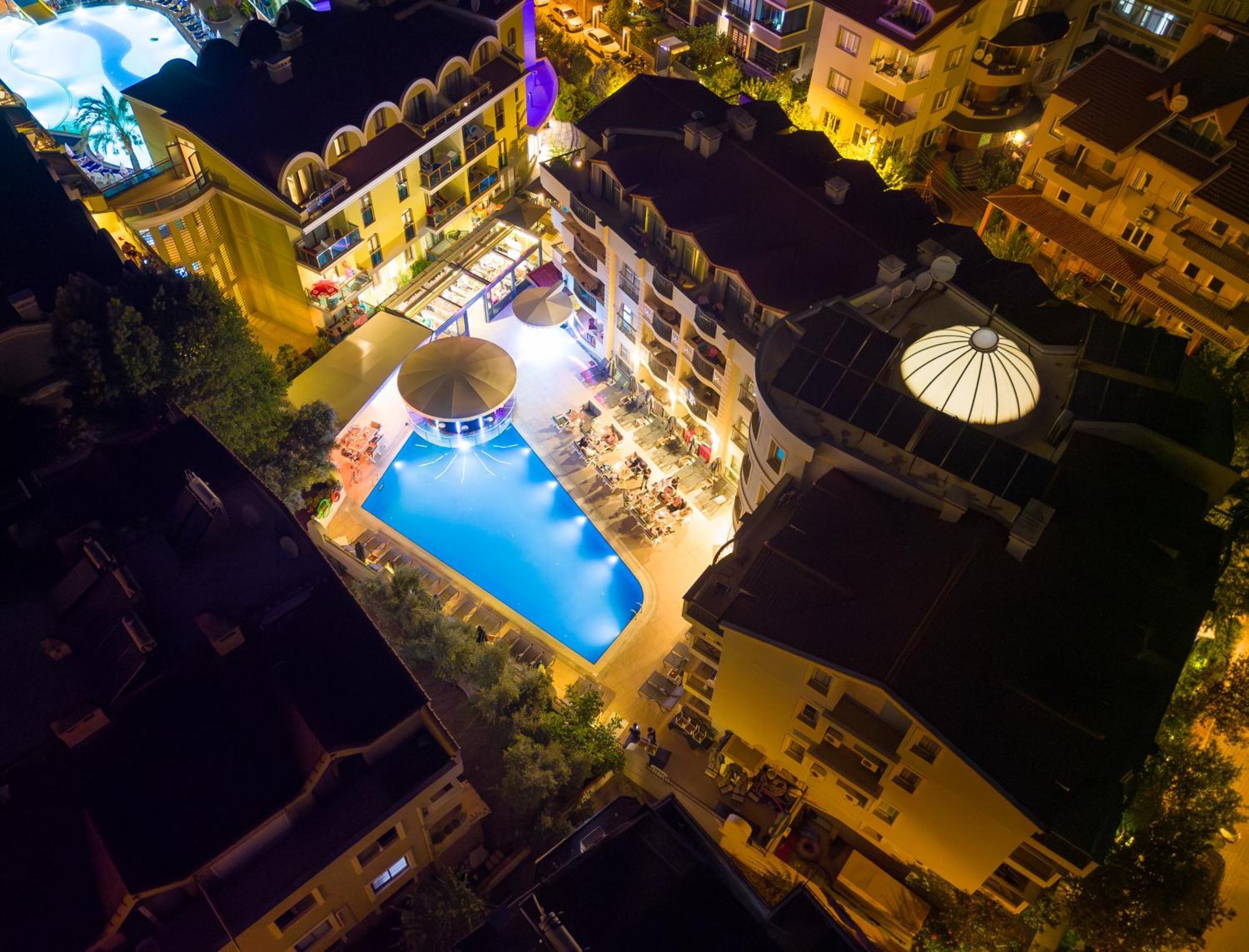 Club Karakas Apart Otel มาร์มาริส ภายนอก รูปภาพ